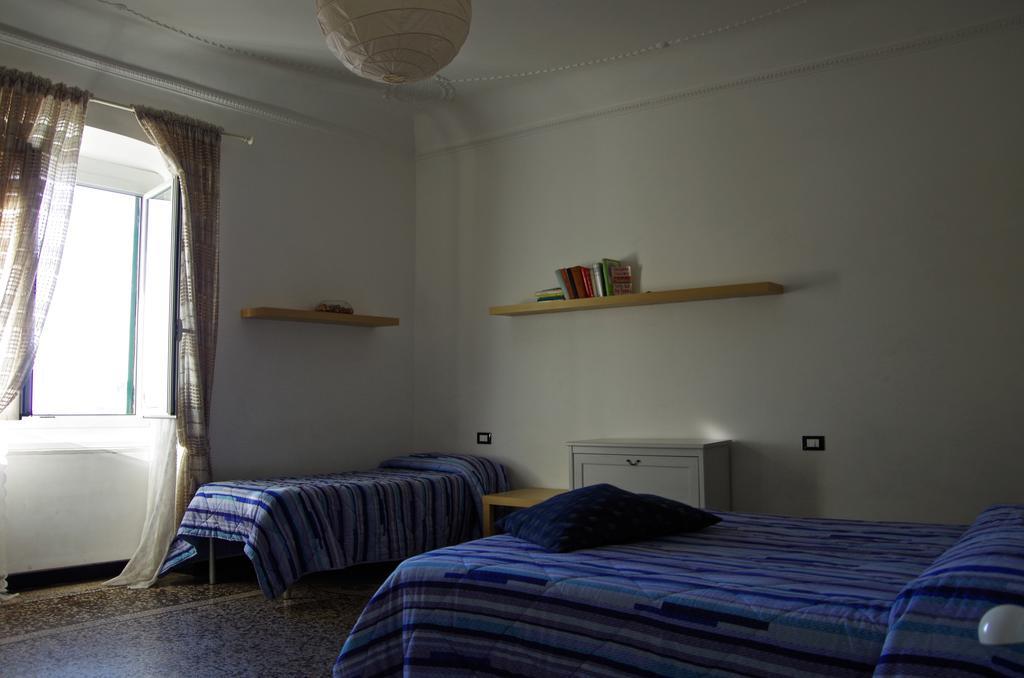 B&B Il Blu Di Genova Bagian luar foto